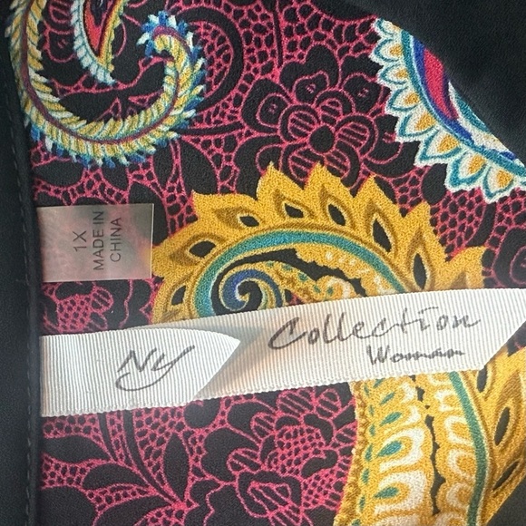 New York Collection Woman Paisley Tunic Blouse Size 1X - Picture 13 of 14